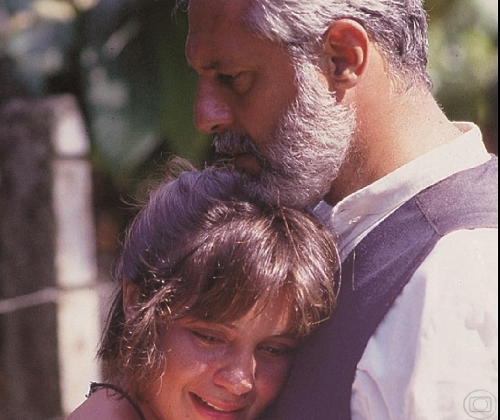 Adriana Esteves e Antônio Fagundes em Renascer (1993) — Foto: Divulgação