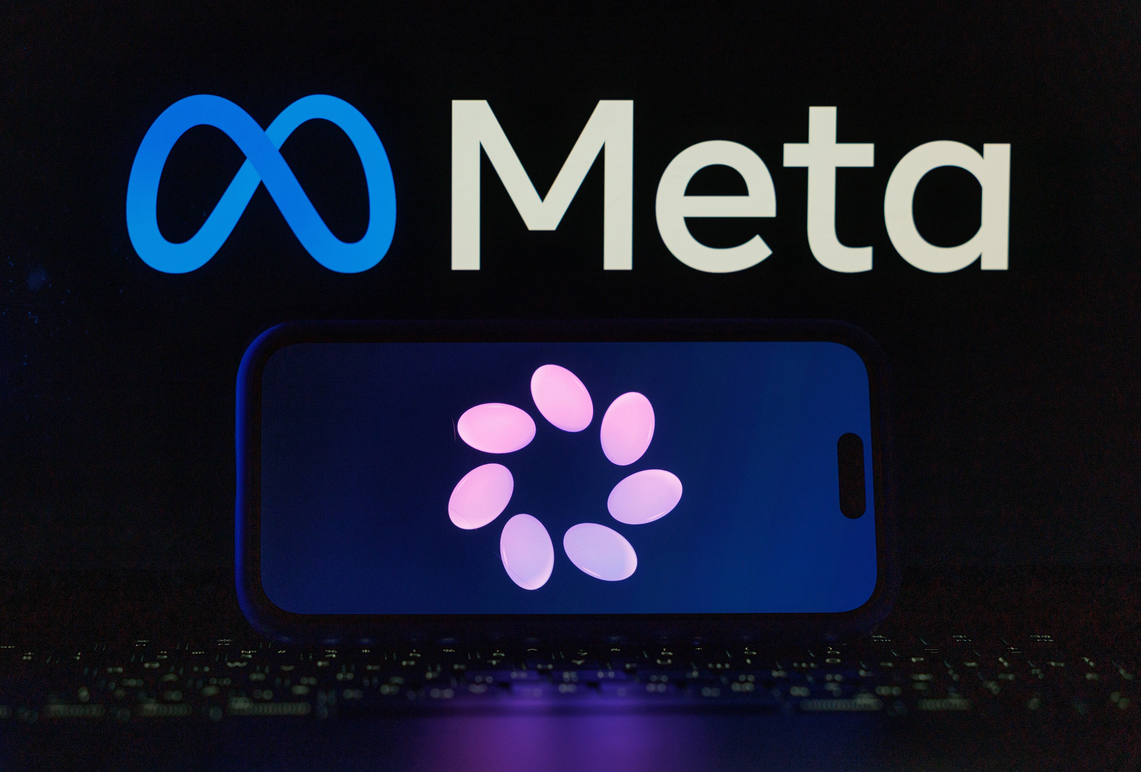 Meta lança novo modelo de IA que permite a usuário baixar e personalizar a ferramenta