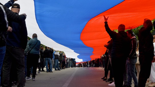 Kremlin cobra respeito aos direitos dos sérvios em Kosovo após protestos