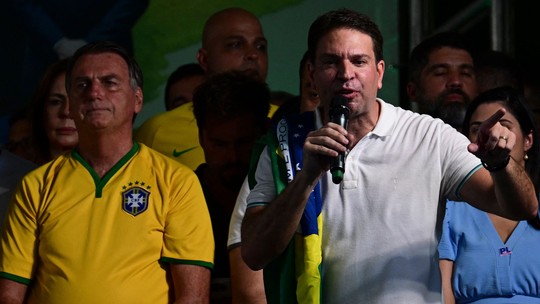 Candidato de Bolsonaro à prefeitura do Rio faz queixas sobre falta de apoio do PL