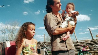 Wagner Moura em 'O caminho das nuvens', de 2003 Divulgação