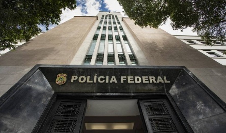 Delegados da PF aprovam paralisação e pressionam governo Lula por fundo  anticrime