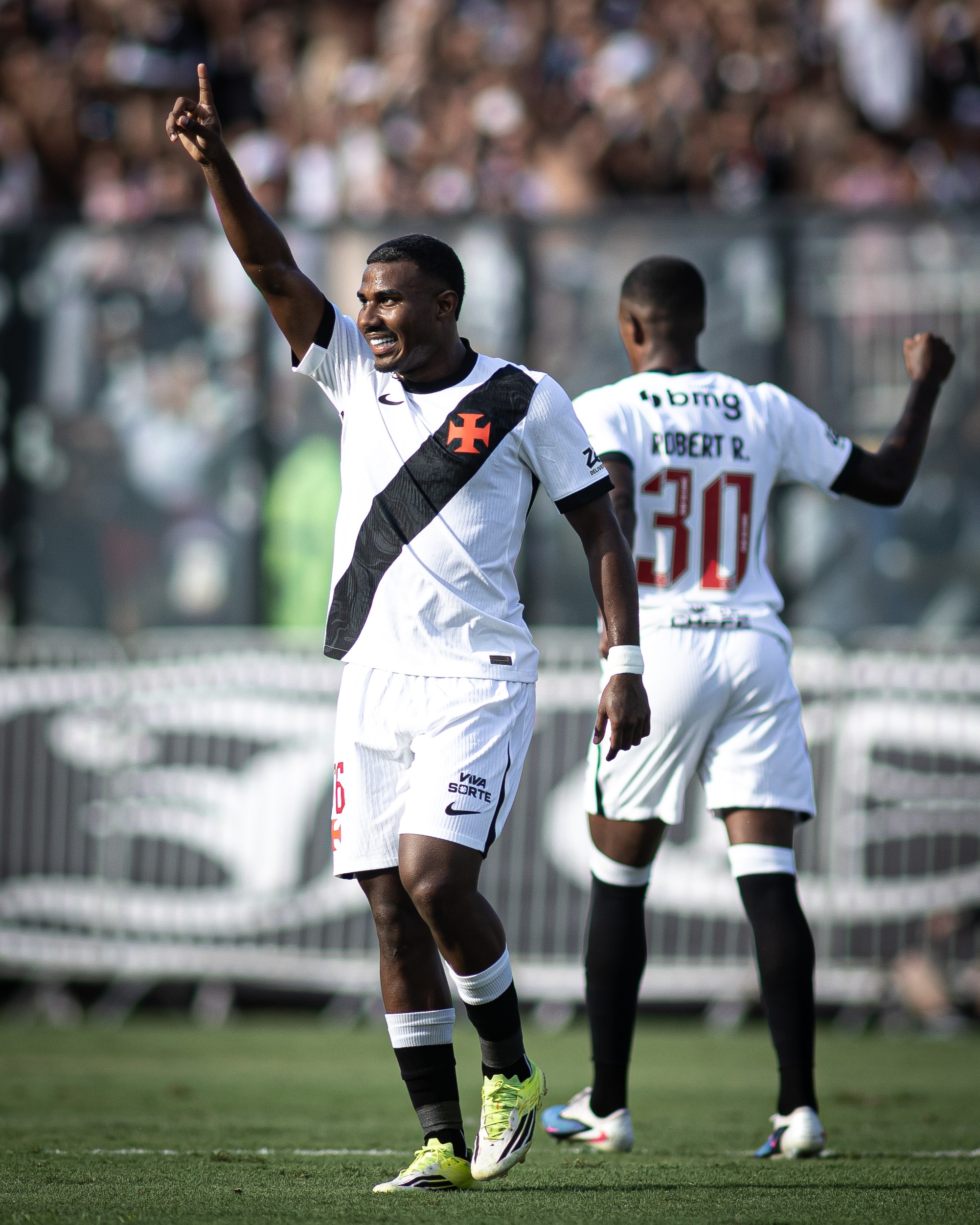 Vasco pode ter Cuiabano de volta contra o Bragantino