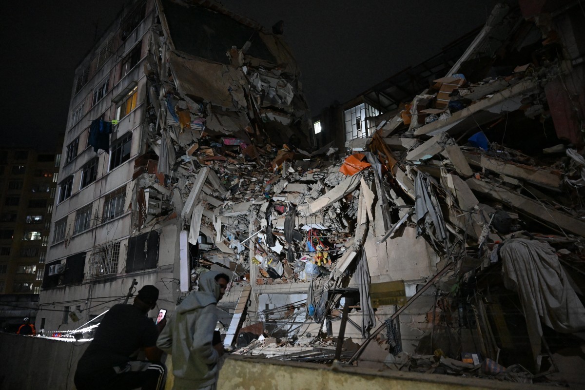 'Há gente viva e ninguém vem salvar', diz mãe de pessoa soterrada sob edifício de 12 andares que desabou após terremotos na Venezuela