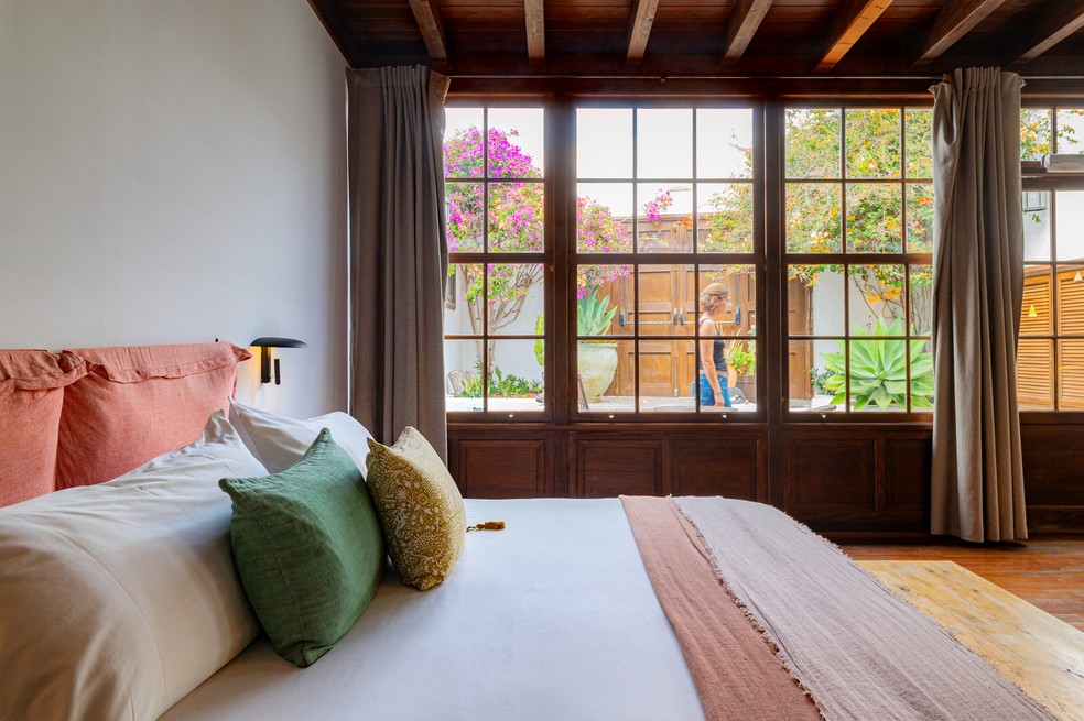 O Palacio Ico é um hotel com nove quartos que funciona numa mansão restaurada que data de 1690 em Teguise, na ilha de Lanzarote, nas Canárias, Espanha — Foto: Emilio Parra Doiztua/The New York Times