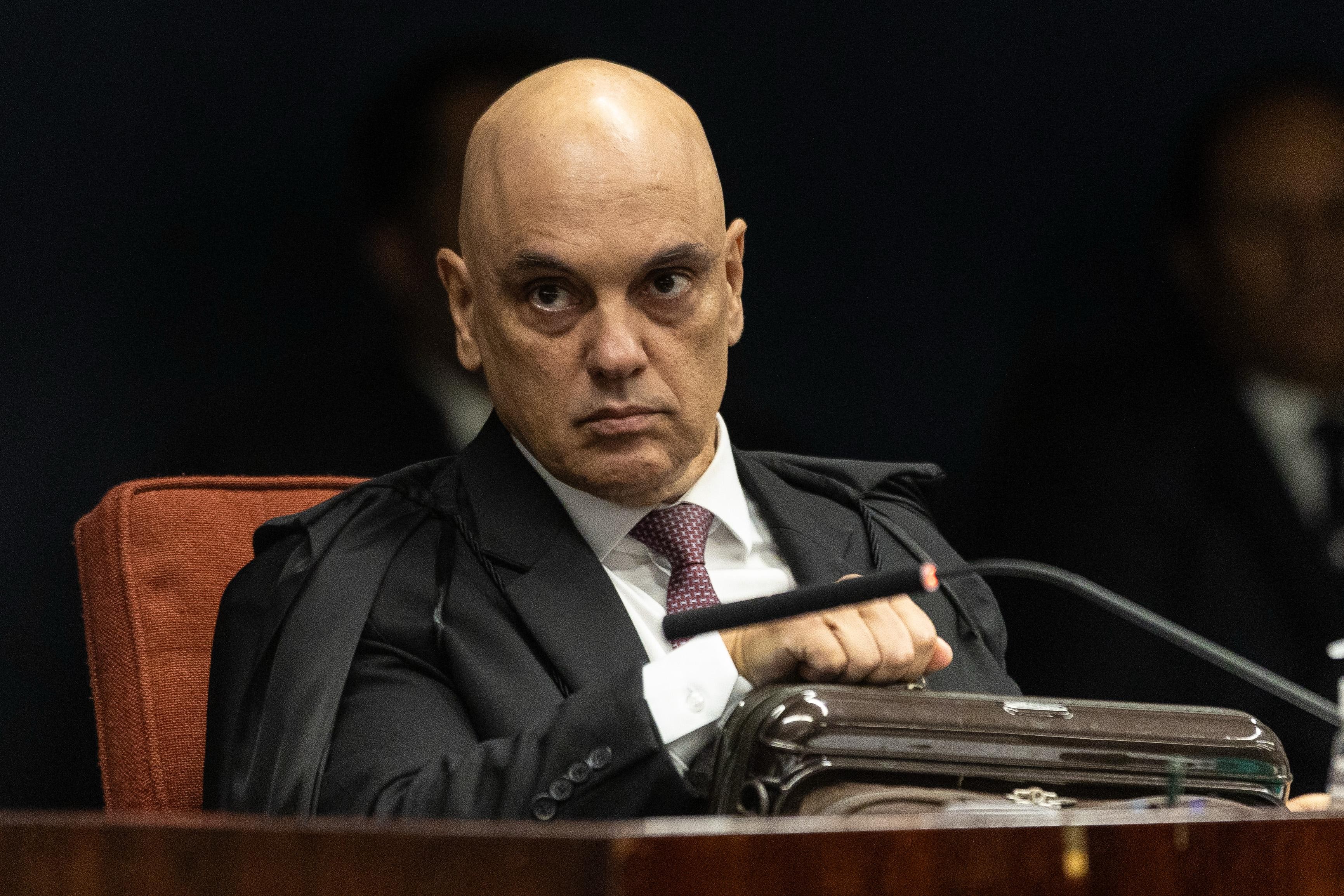 Saiba quem são os dois réus por atos golpistas que Moraes mandou soltar