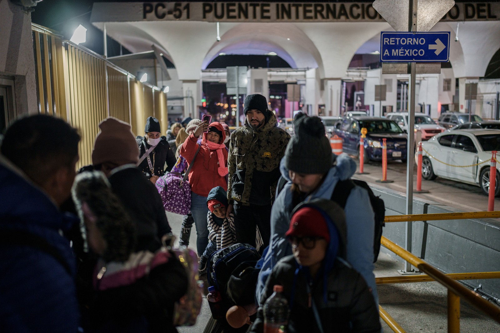 Migrants from Mexico await their appointment on January 20, 2025; plan to welcome deportees involves nine reception centers at the border — Photo: Paul Ratje/The New York Times