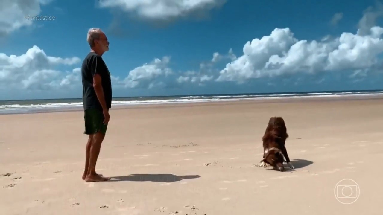 Tema de documentário, Maurício Kubrusly vive hoje no sul da Bahia e trata demência frontotemporal