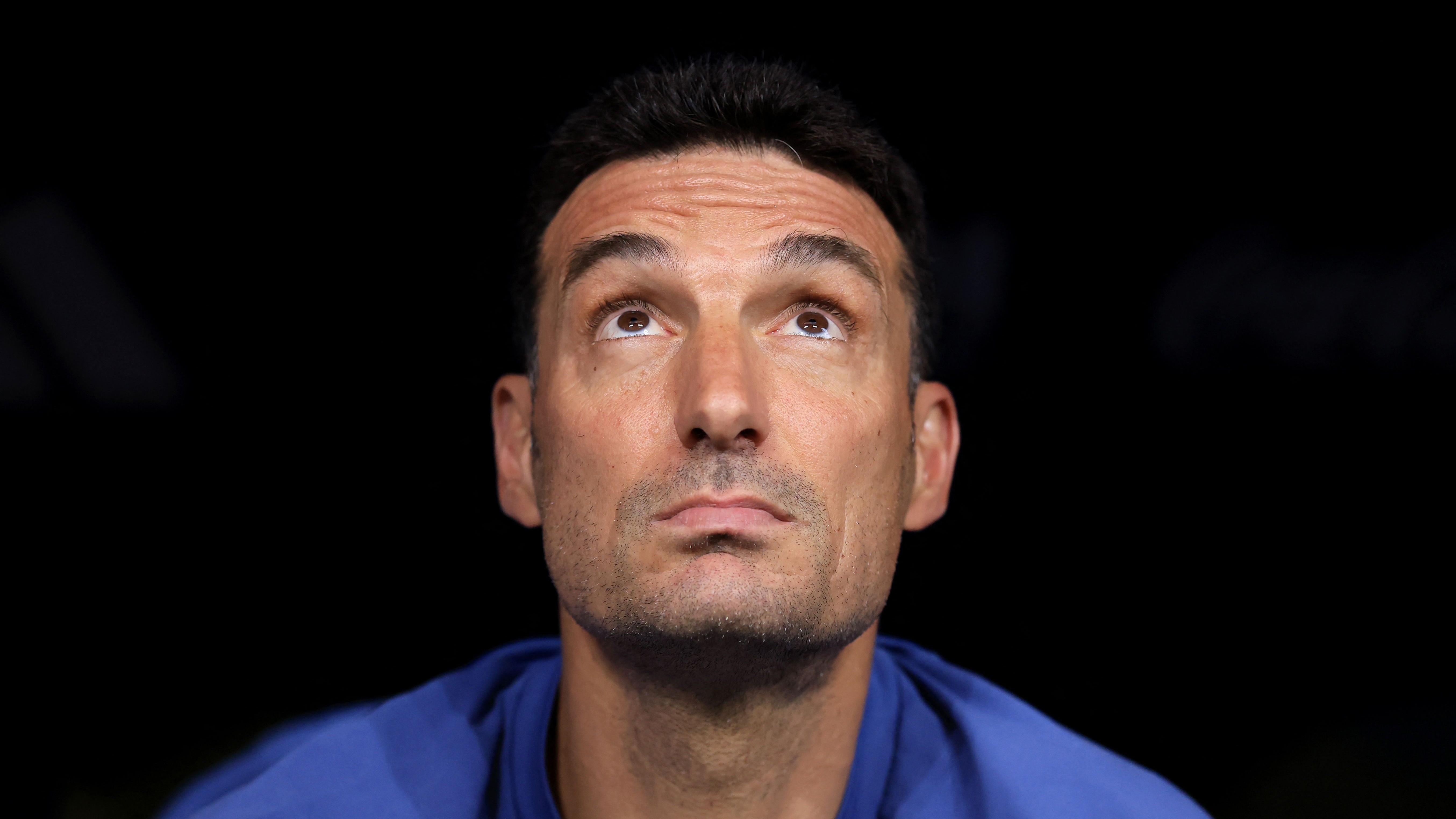 Scaloni, o campeão que não tomou posse da glória na Argentina