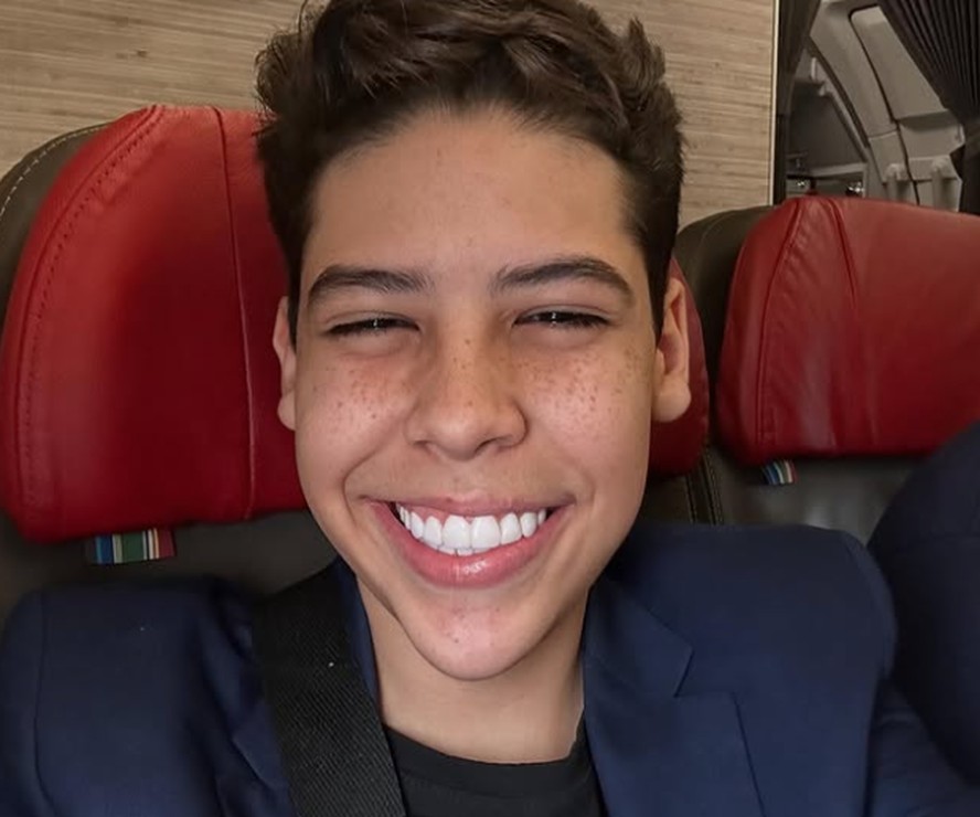 Banido das redes e proibido de pregar, missionário mirim promete retorno  'assustador'