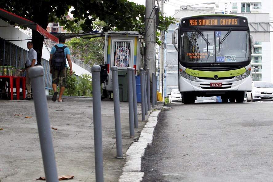 Ônibus da linha 456 no Méier, antes de sair de circulação: volta às ruas do Rio nesta segunda
