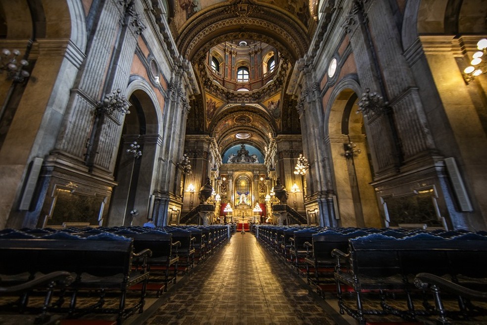 Candelaria Church — Photo: Guito Moreto / Agência O Globo