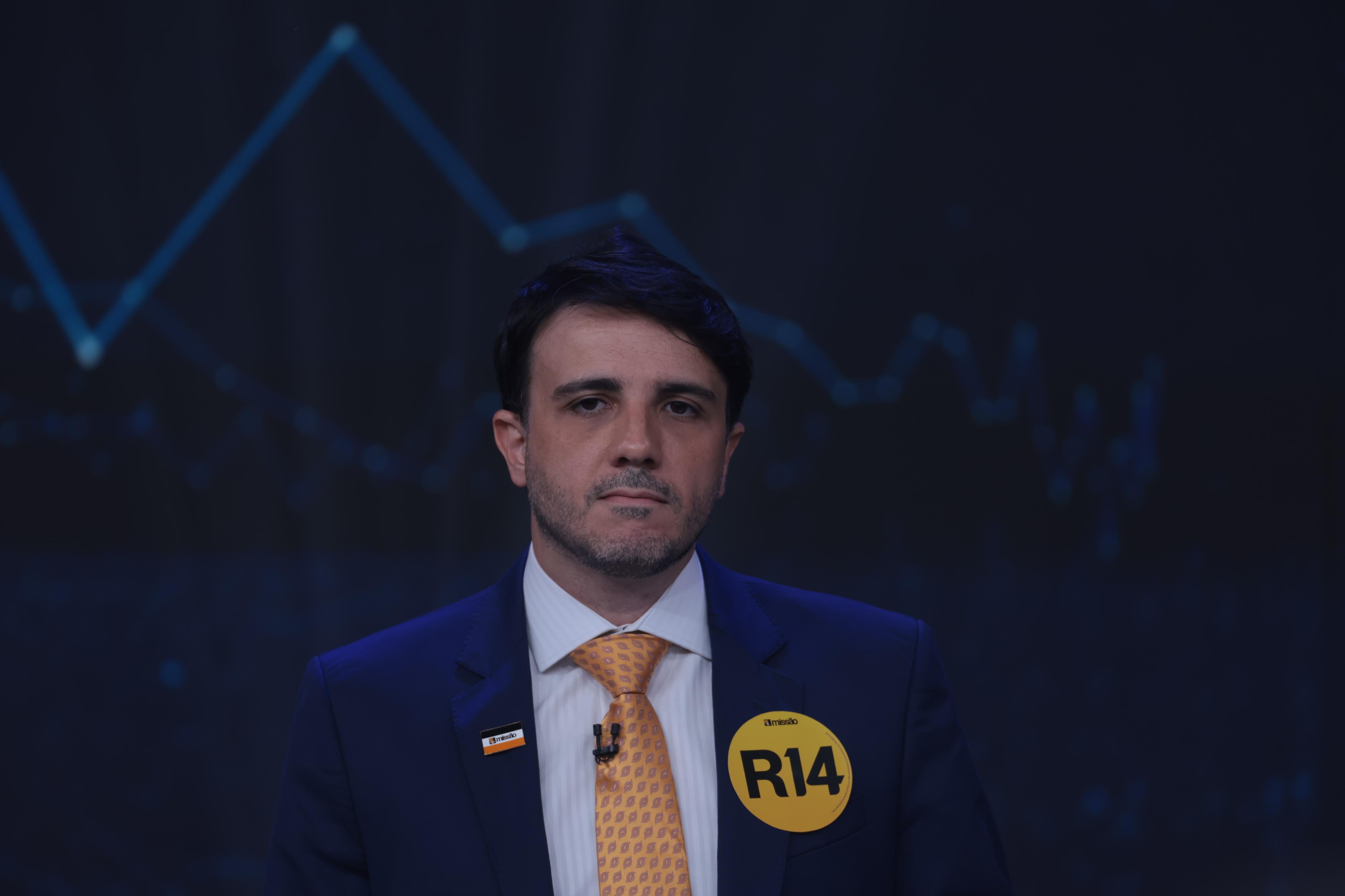 Renan Santos nega irregularidades após Tofolli citar 