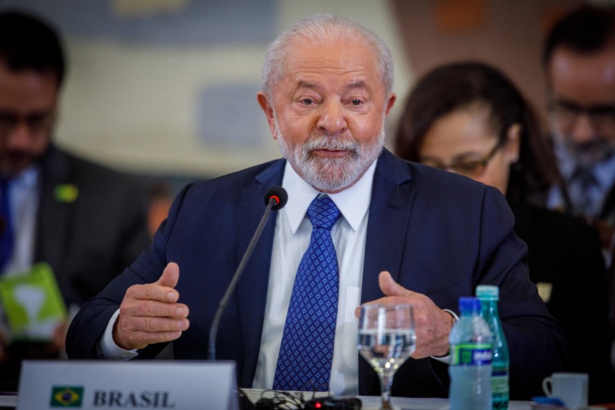 Presidente Lula participa de reunião com presidentes da América do Sul no Itamaraty