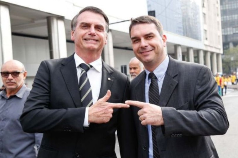 Boi, bíblia e bala: setores que deram sustentação ao governo Bolsonaro resistem à candidatura de Flávio ao Planalto