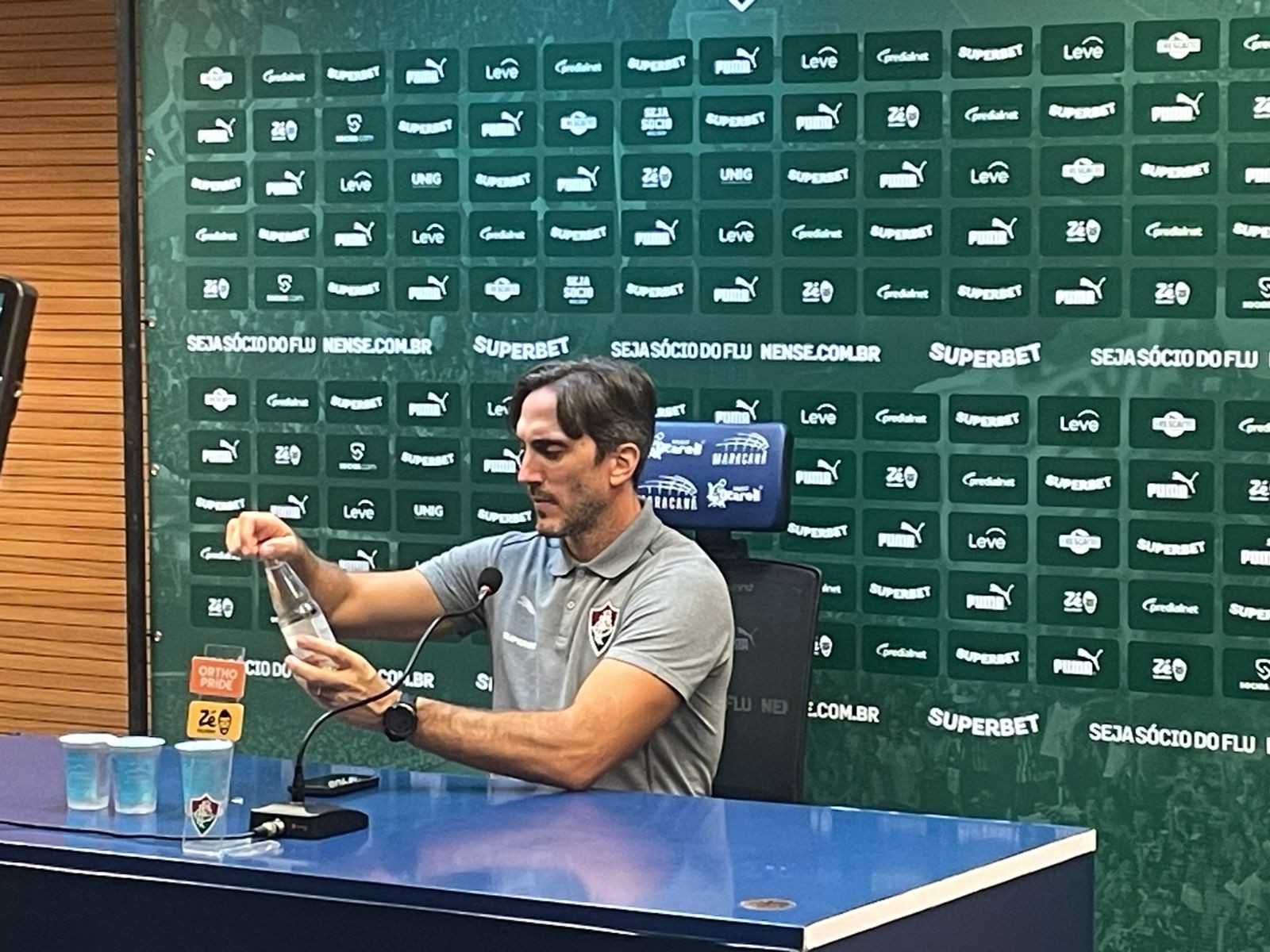 Zubeldía despista sobre nova tentativa do Fluminense em contratar Hulk: 'Não sei do que está falando'