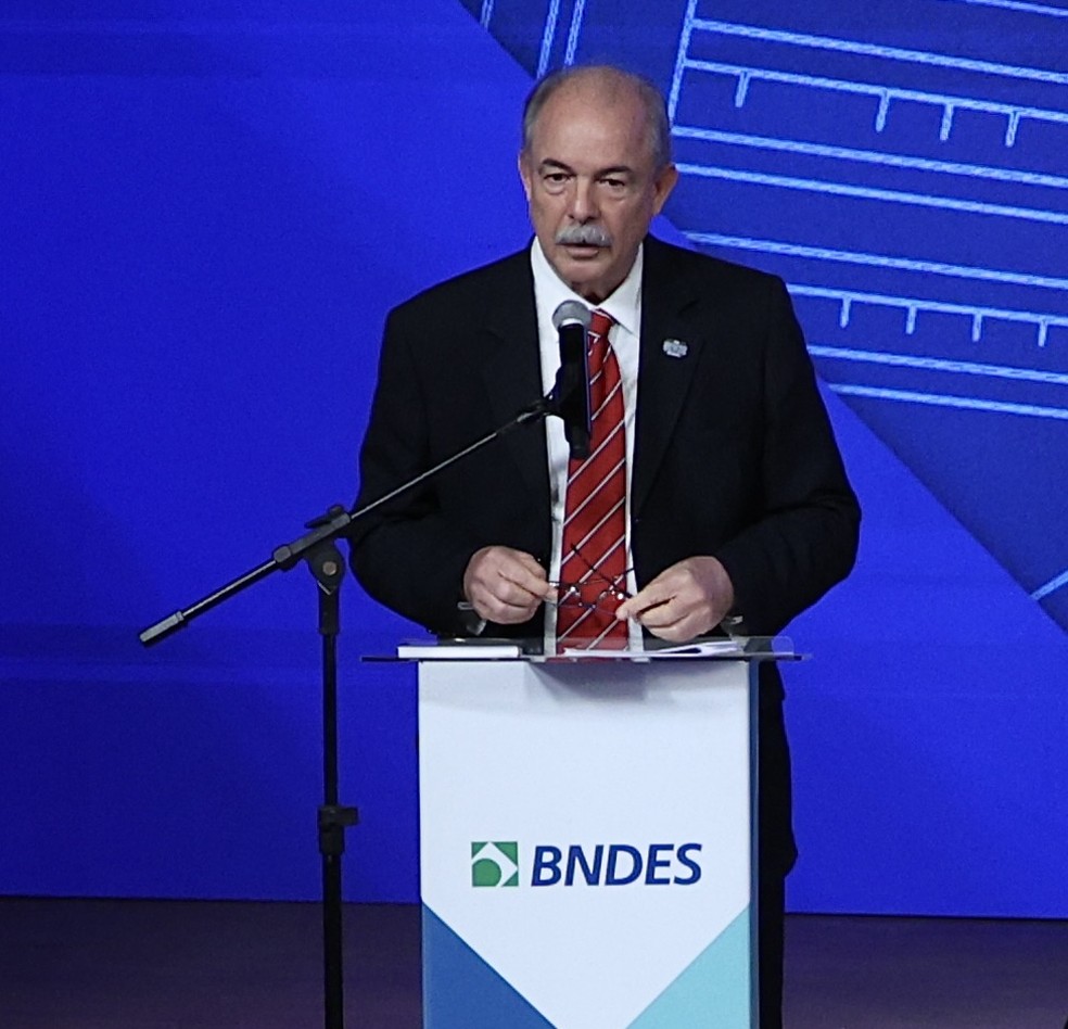 Aloizio Mercadante, presidente do BNDES — Foto: Marco Sobral/G.Lab