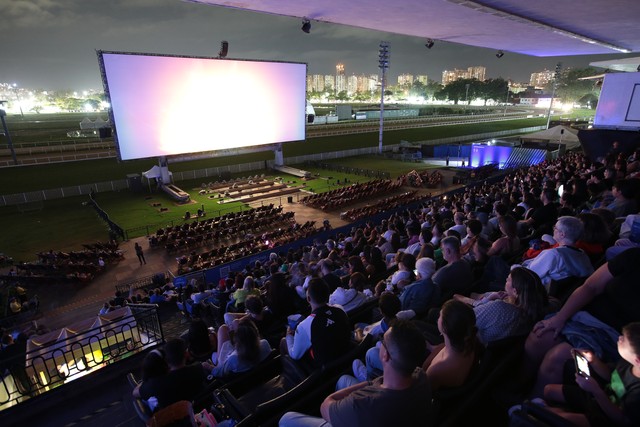 Open Air retorna ao Jockey com a maior tela ao ar livre do mundo ...