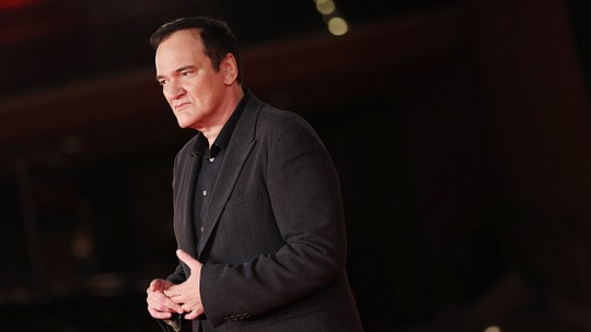 Tarantino é homenageado em Cannes e exibe filme 'surpresa'