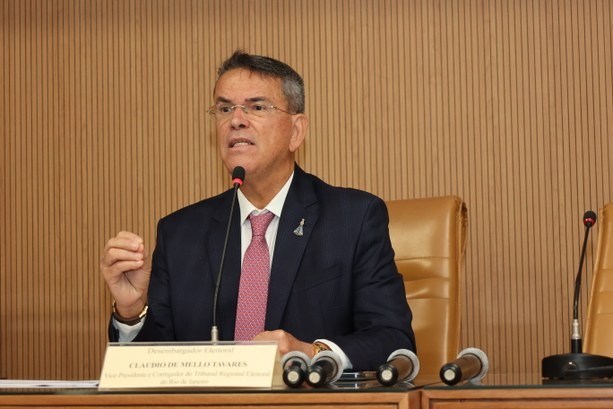 Entrevista: 'Se o STF decidir, o TRE-RJ está preparado para eleição direta', afirma presidente do tribunal