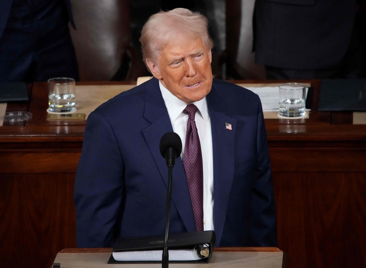 Trump ameaça os habitantes de Gaza: 'Estão mortos' se não libertarem os reféns