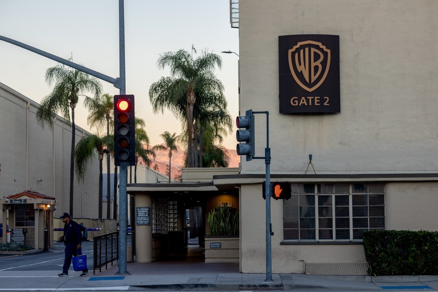 Warner Brothers Gate 3