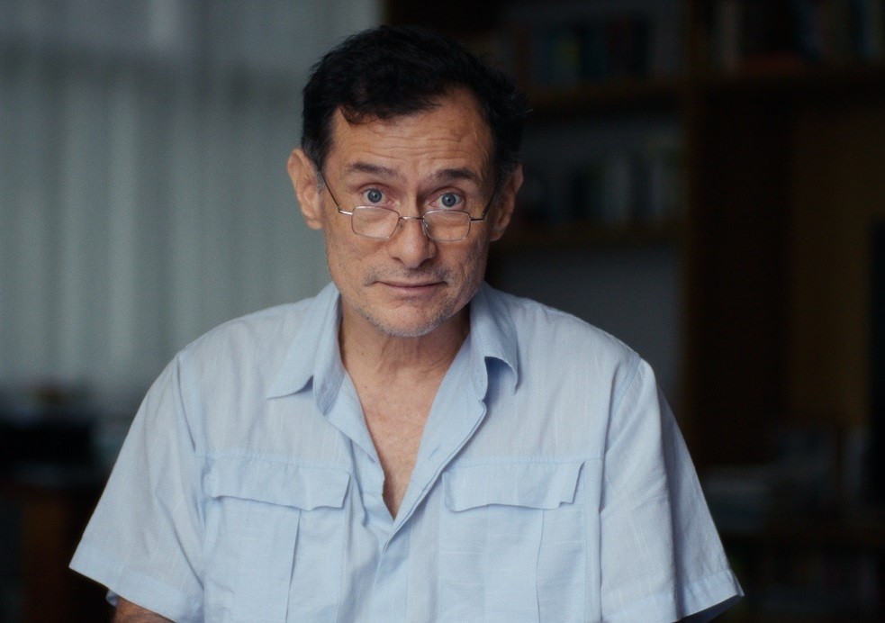 Escalado para viver homem inescrupuloso em 'Paraíso perdido', Enrique Diaz teria outra função na novela do Globoplay. Entenda