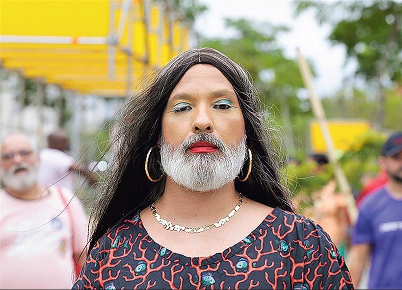 Ddesfile de diversidade no G20 social tem alegria e música na Zona Portuária do Rio — Foto: Domingos Peixoto / Agência O Globo