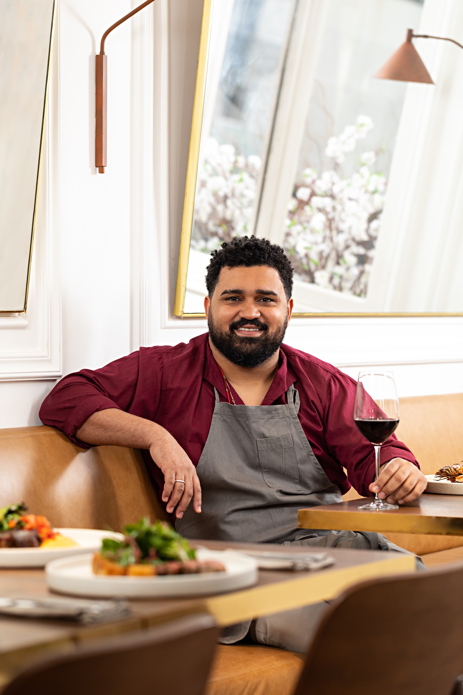 Danilo Parah, eleito Melhor Chef Revelação do Prêmio Rio Show de Gastronomia — Foto: Rodrigo Azevedo