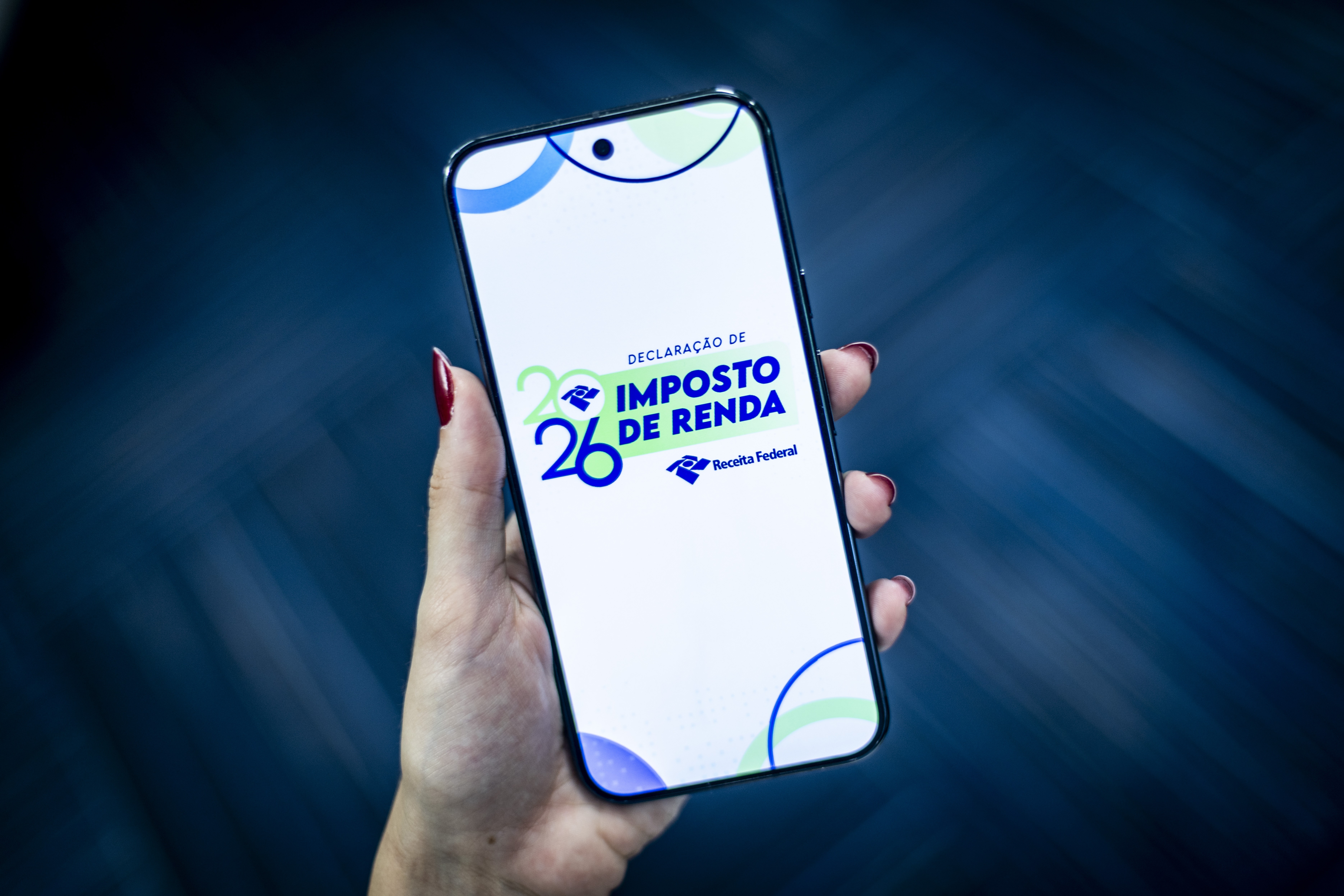 Imposto de Renda 2026: Ganho menos de R$ 5 mil por m&ecirc;s, ainda preciso fazer a declara&ccedil;&atilde;o este ano?