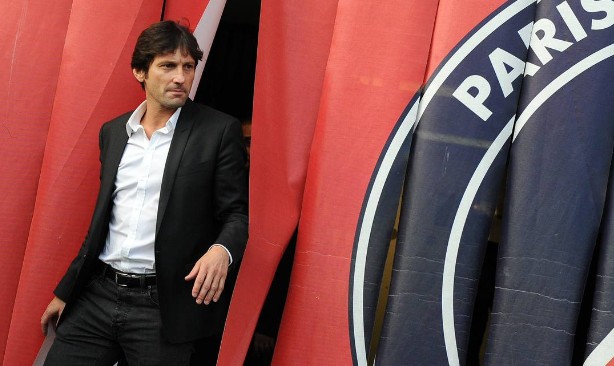 Ex-lateral Leonardo atuou no Milan e no Paris Saint-German como dirigente — Foto: Franck Fife / AFP