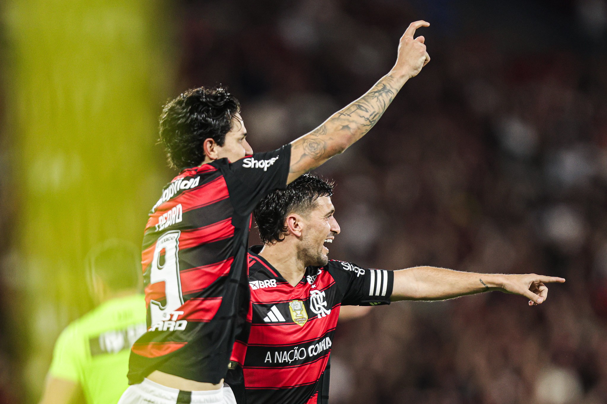 Artilheiro do primeiro 8 a 0 do Flamengo no Brasileirão, Nunes elogia goleada e atuação de Pedro: 'honrando a camisa'