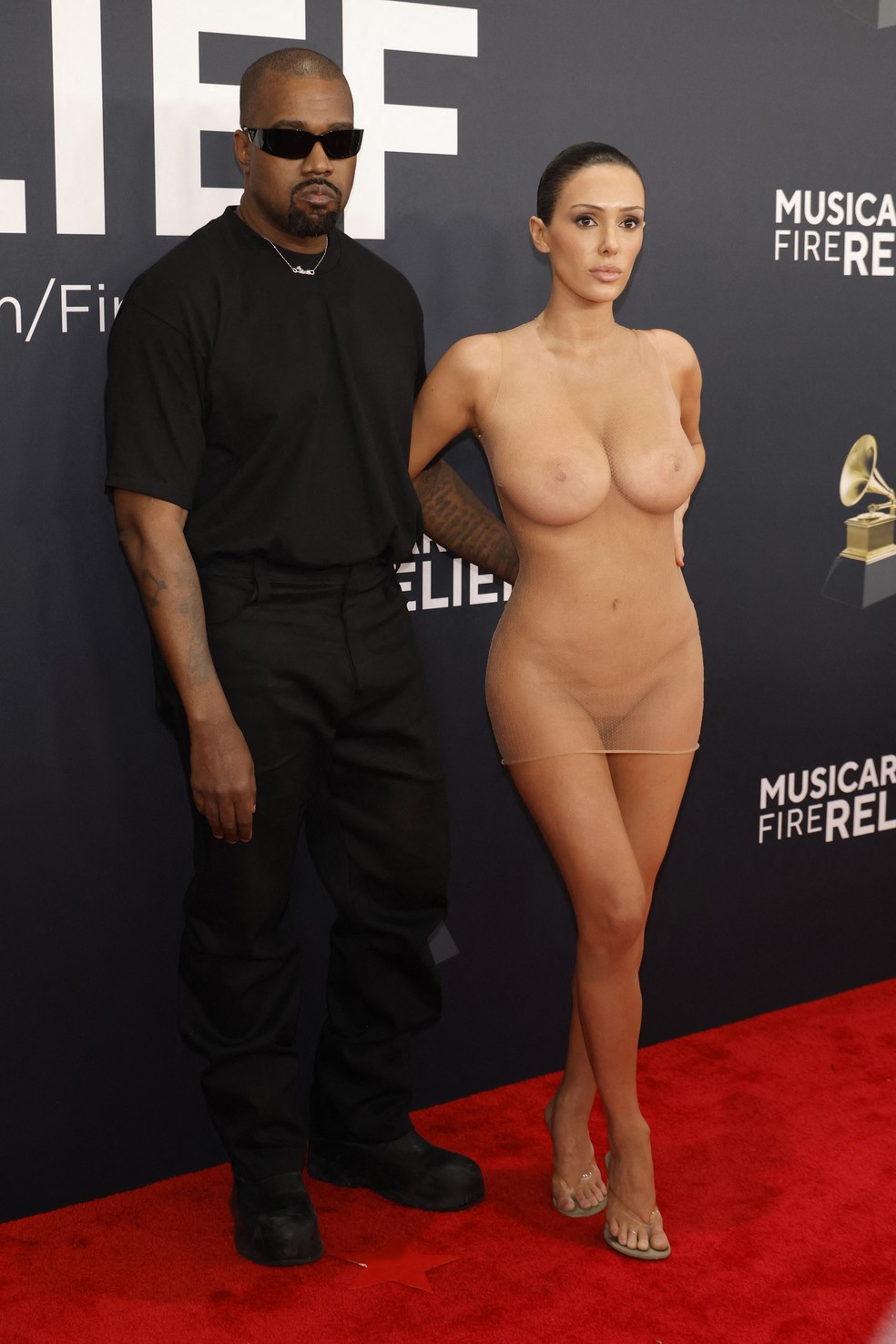 Kanye West e Bianca Censori — Foto: Frazer Harrison/Getty Images/AFP