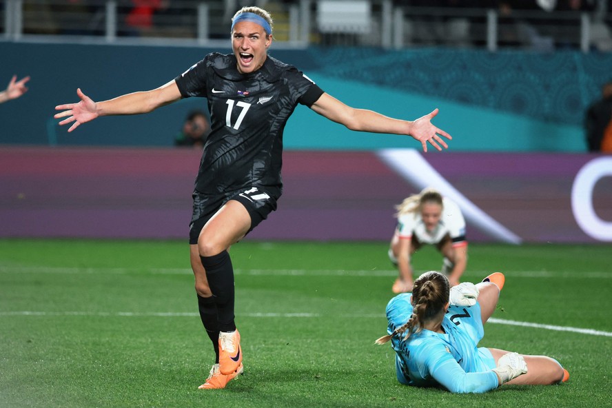 Hannah Wilkinson marcou o primeiro gol da Copa e garantiu vitória Nova Zelândia sobre a Noruega