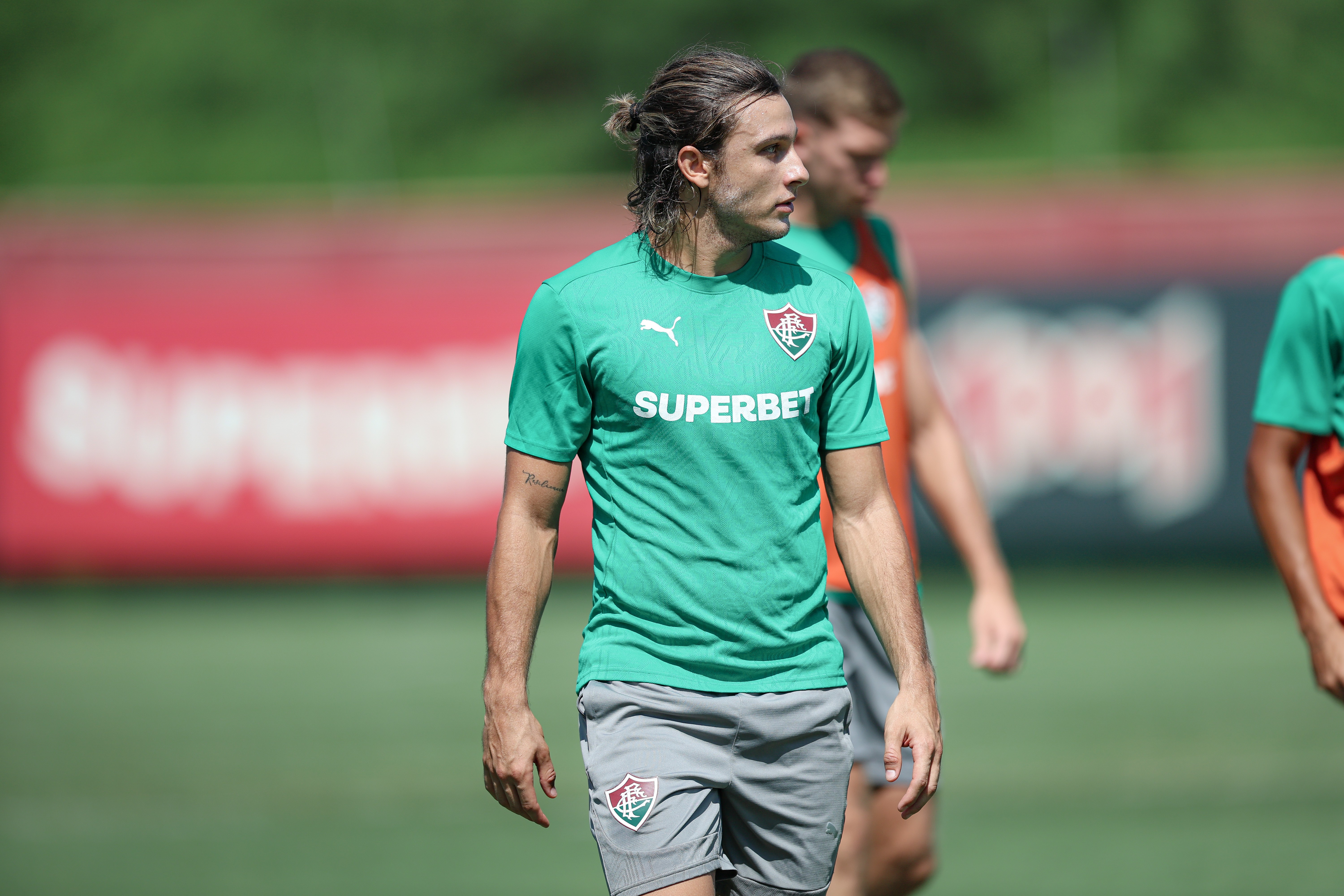 Sem Lucho Acosta, Fluminense busca melhorar fora de casa diante do Coritiba e seguir na parte de cima do Brasileiro