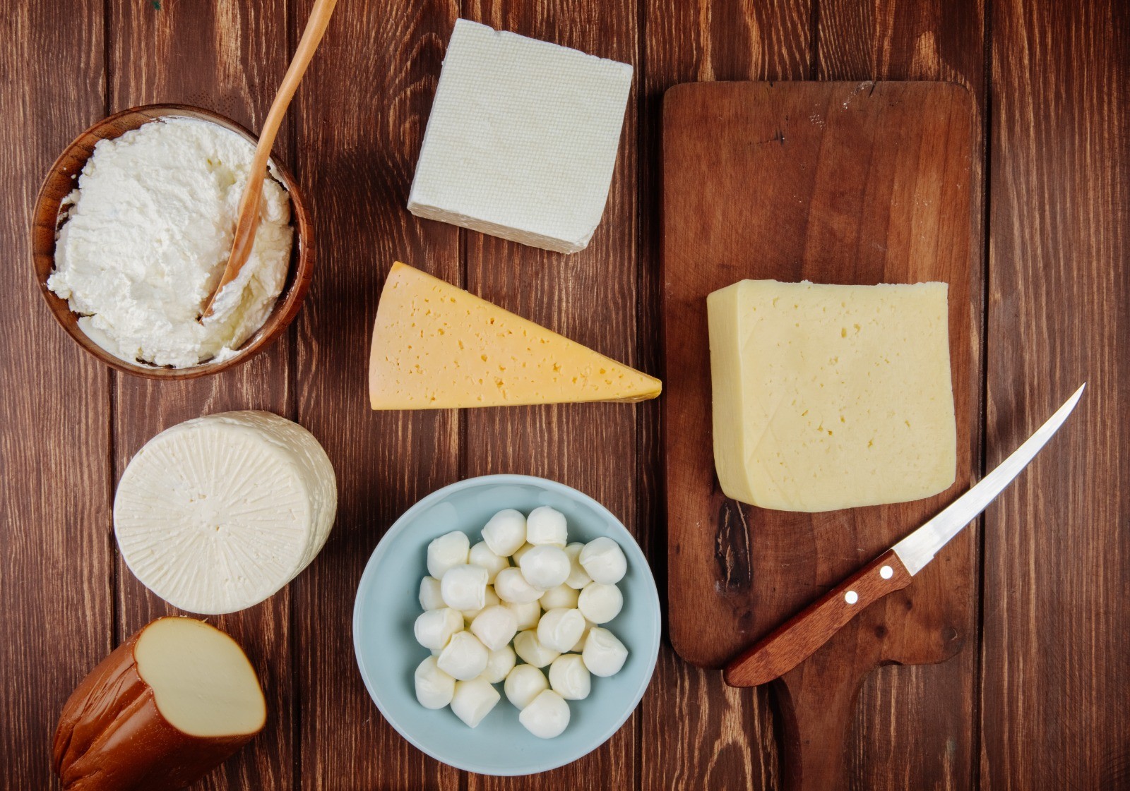 Mussarela, cottage ou ricota: qual o queijo mais rico em proteínas?