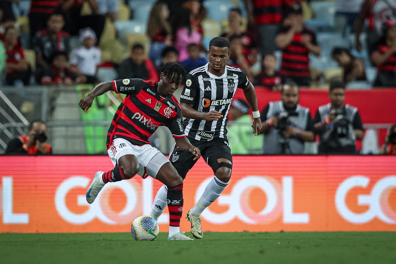 Análise: Flamengo joga melhor, mas 'ressaca' prevalece em empate entre o rubro-negro e o Atlético-MG