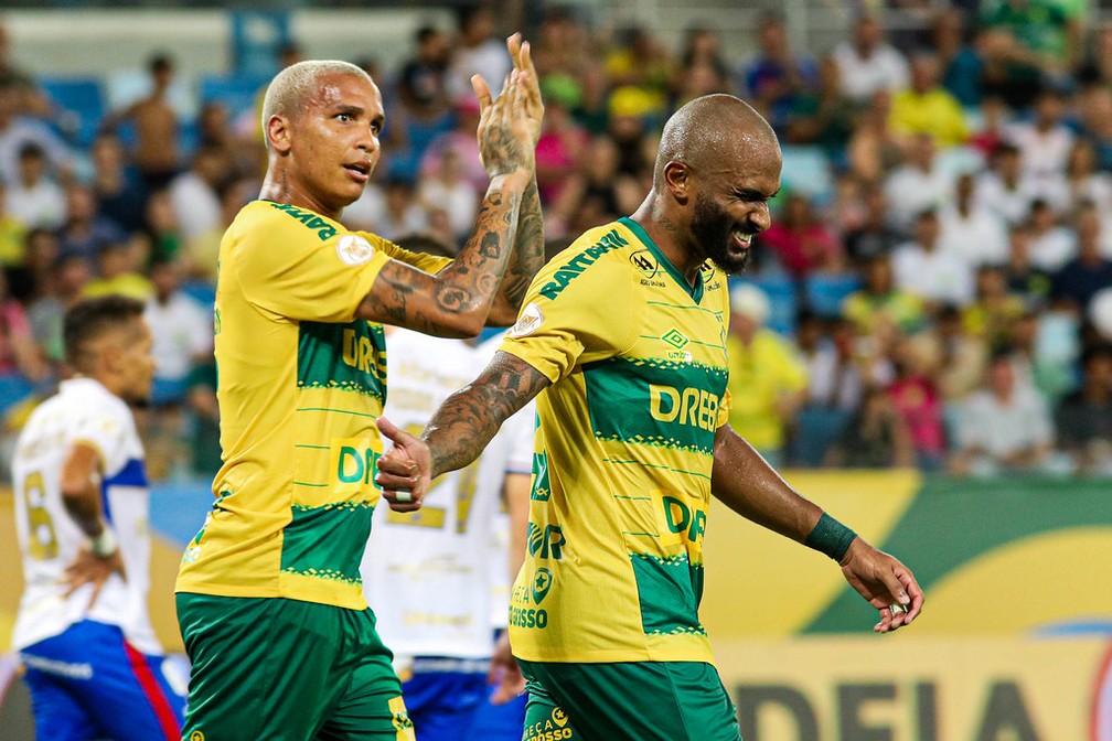 Cuiab est perto de garantir o quarto ano na elite  Foto: Cuiab/Divulgao