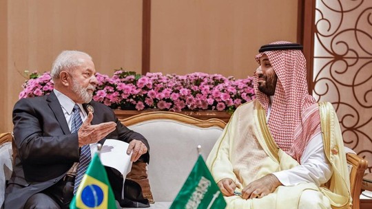 A hipocrisia de Lula ao se reunir com ditador saudita amigo de Bolsonaro