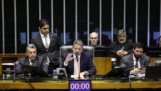 Reforma Tributária: Lira divulga lista de deputados para GTs, com nomes de governo, oposição e Centrão