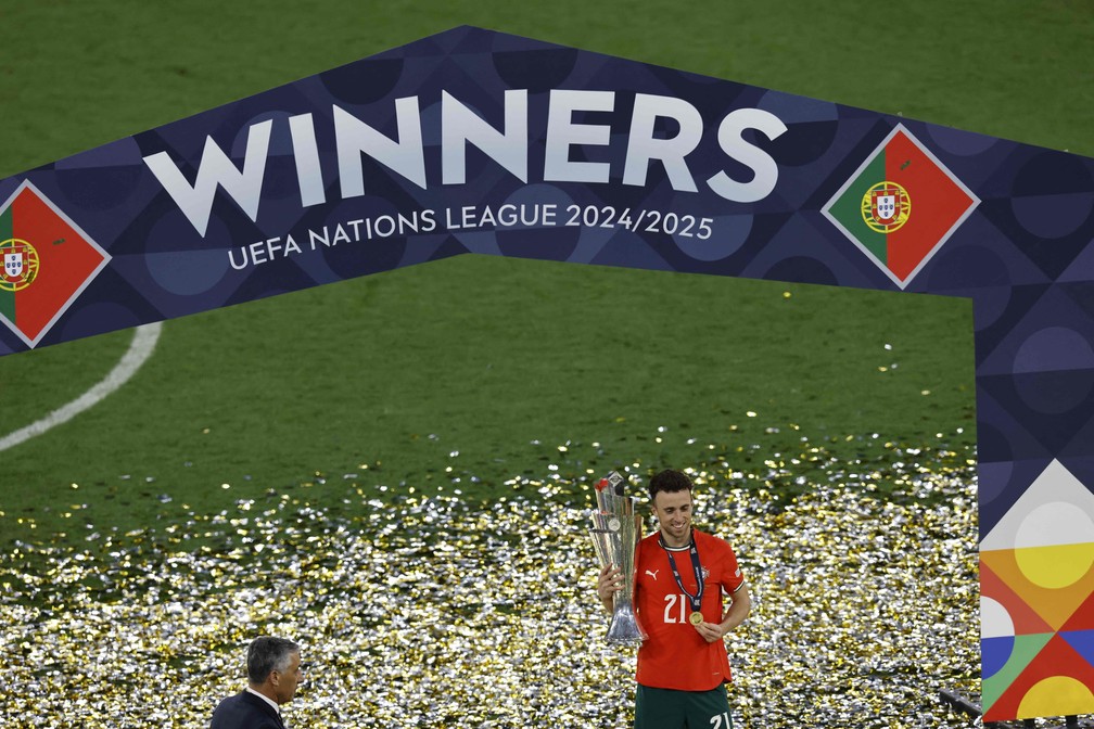 Diogo Jota foi campeão da Nations League com Portugal — Foto: Alexandra BEIER / AFP