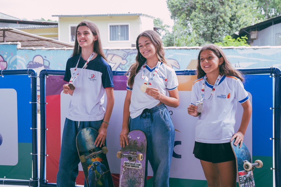 Da esquerda para a direita, Luisa Mattos, Manuella Nonno e Manuh Rezende — Foto: Fabio Souza