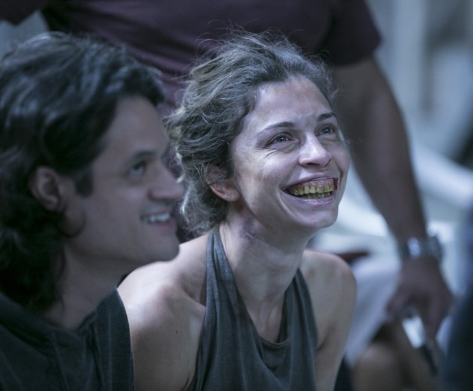Em 2015, Grazi viveu a dependente química Larissa de "Verdades secretas". Pelo papel, ela foi indicada ao Emmy Internacional — Foto: TV Globo