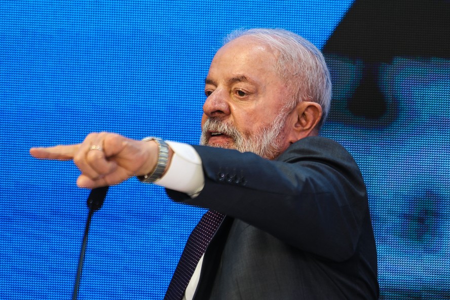 Datafolha: aprovação de Lula estaciona em 32%, e reprovação segue em 37%