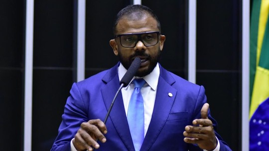 Câmara arquiva pedido de cassação contra deputado Da Cunha, acusado de agredir ex-mulher