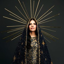A miss desfilou de Nossa Senhora Aparecida na passarela dedicada a trajes típicos nacionais — Foto: Ber Sardi