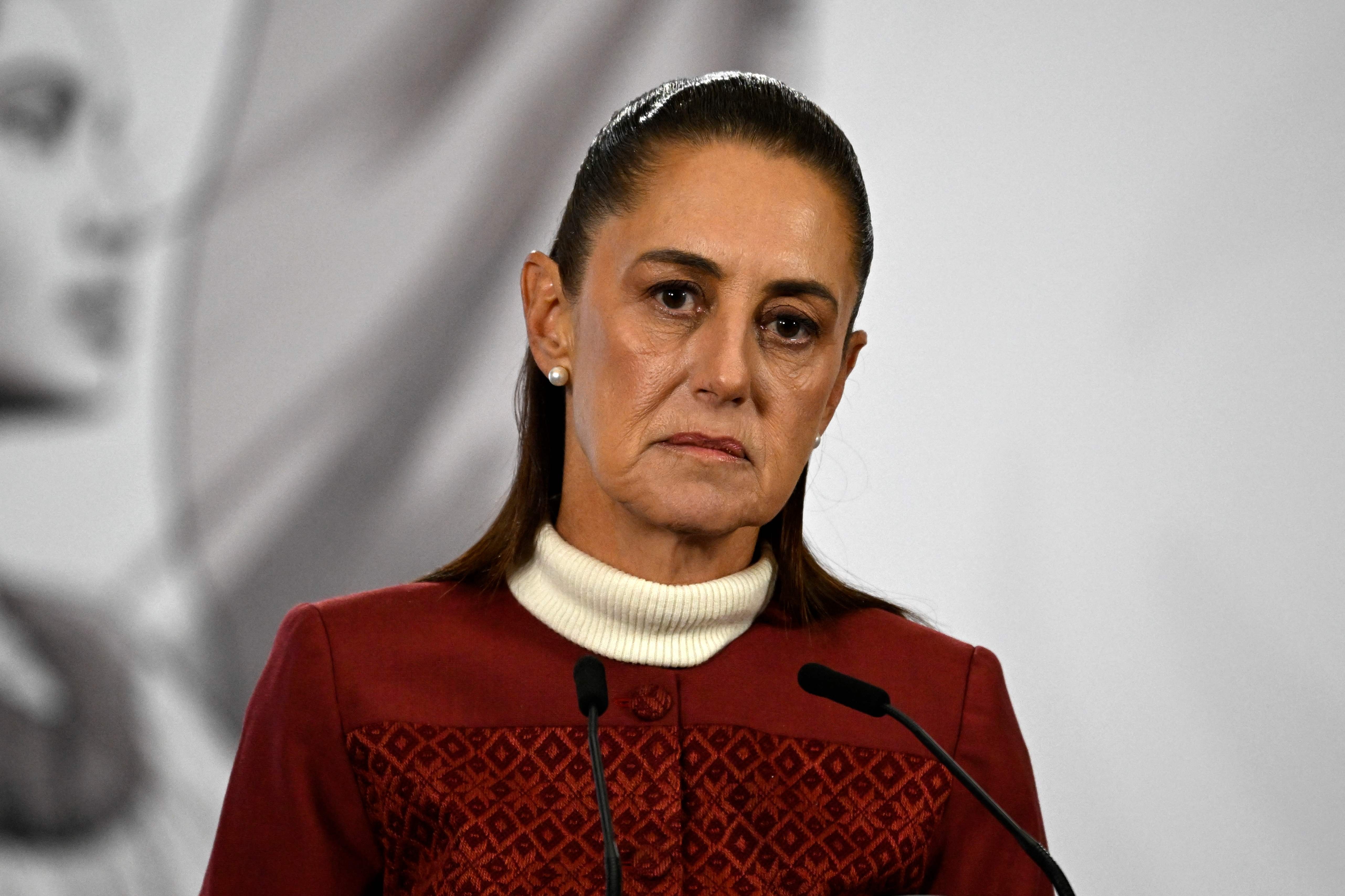 Presidente do México doa mais de US$ 1.000 de sua conta pessoal para ajudar Cuba