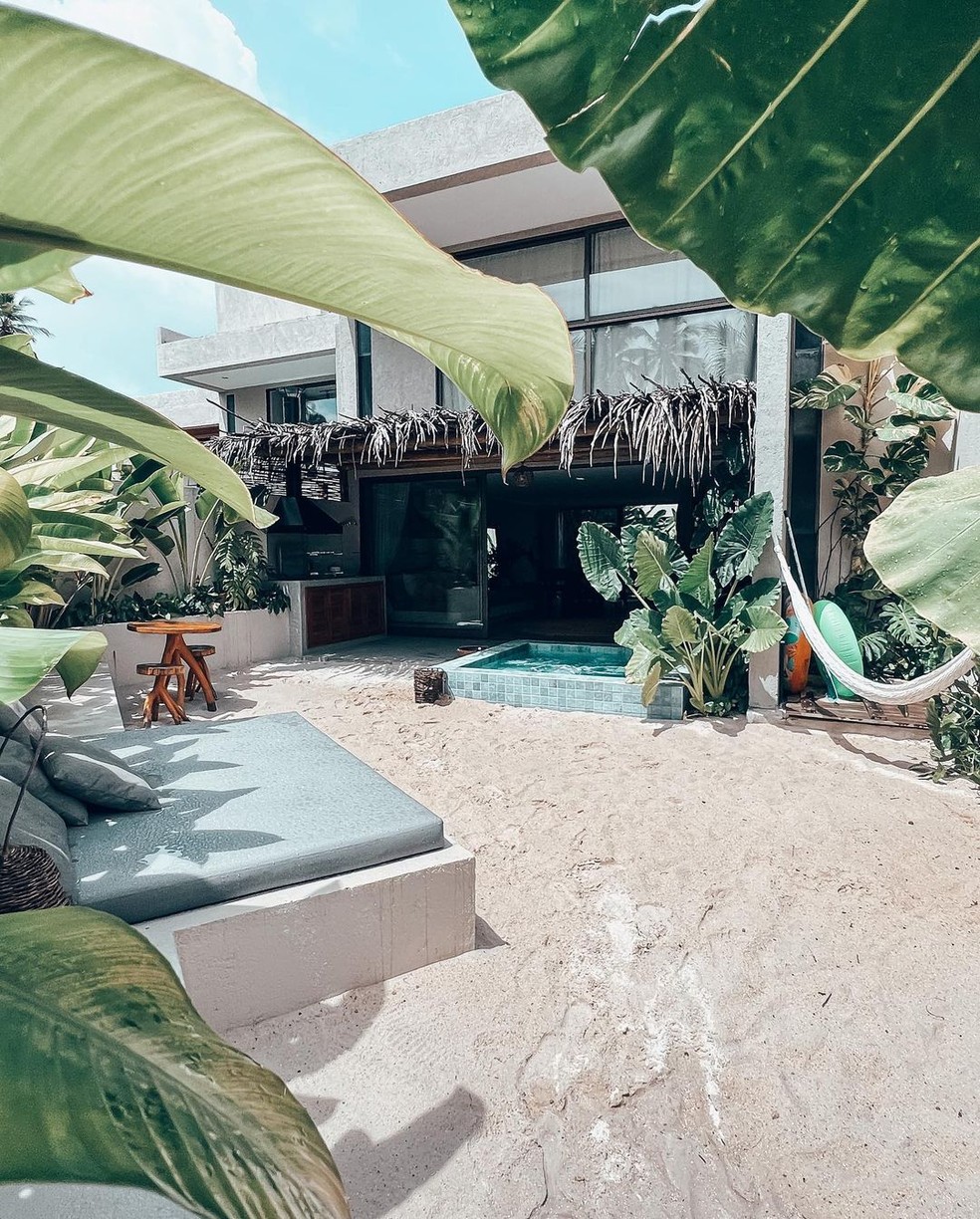Cauã Reymond está hospedado em casa com diárias de R$ 2,4mil em São Miguel dos Milagres — Foto: Reprodução / Instagram
