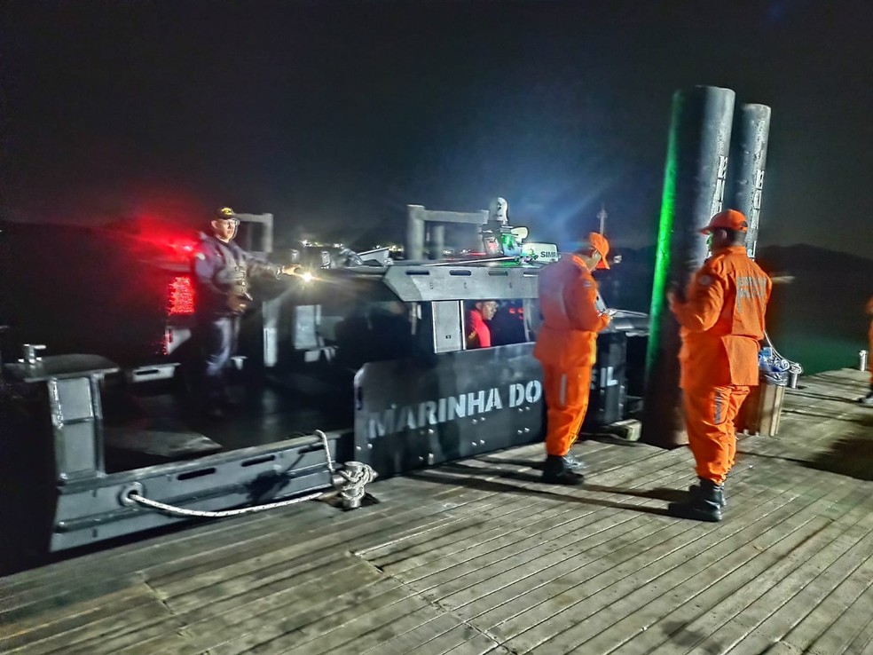 Cinco pessoas morreram em acidente envolvendo uma embarcação na Bahia — Foto: Divulgação/ Comando do 2° Distrito Naval