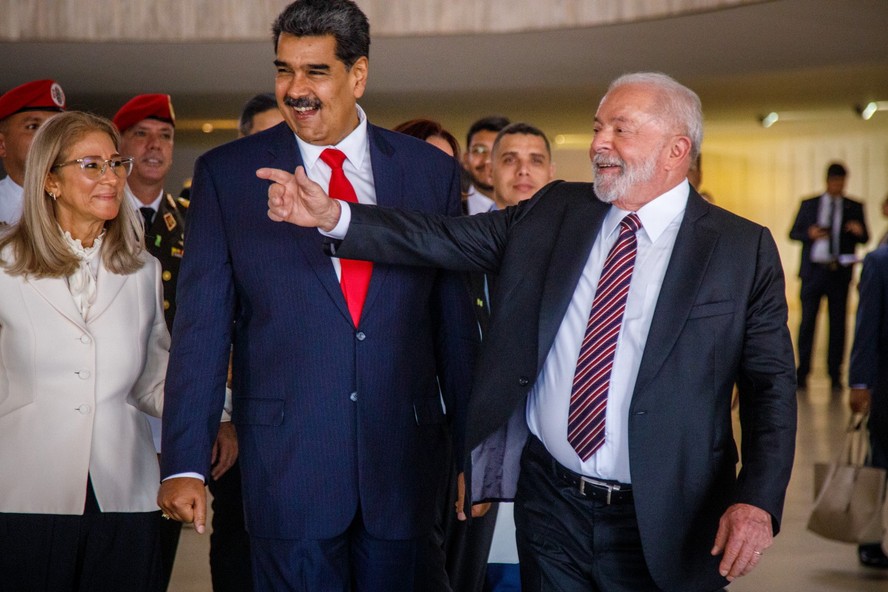 O presidente venezuelano Nicolás Maduro e o presidente brasileiro Luiz Inácio Lula da Silva em Brasília